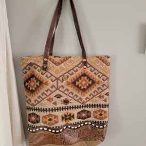 Myra Tote, Aztec Print